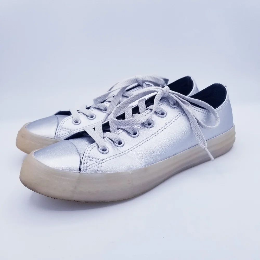 Converse Silver Gray Sneakers - Junior 4.5